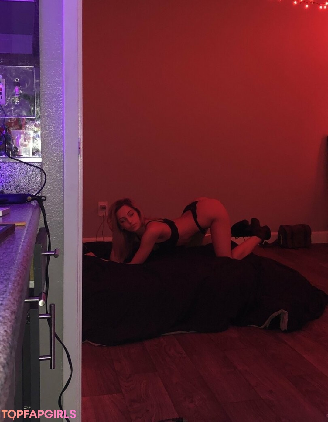 Foto desnuda filtrada de OnlyFans de Karli Mergenthaler #205 Foto desnuda filtrada de OnlyFans de Karli Mergenthaler #205