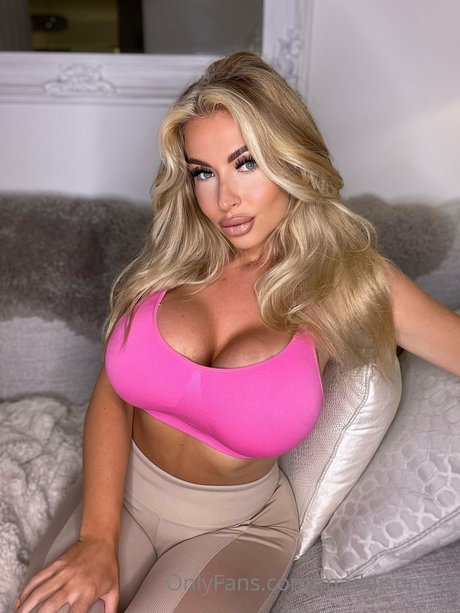 Maddison Fox