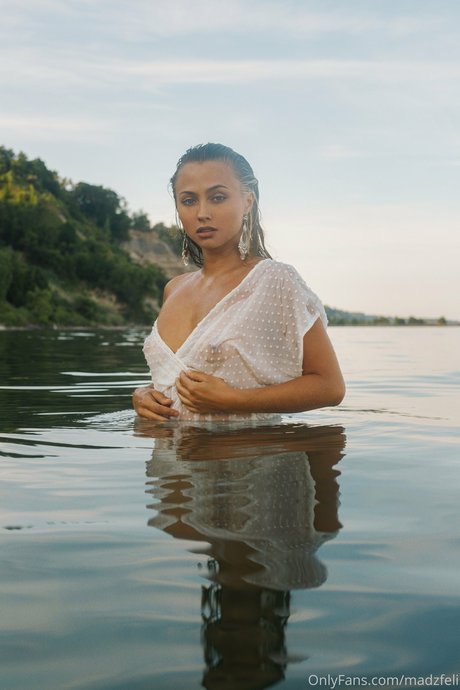 Foto desnuda filtrada de OnlyFans de Madz