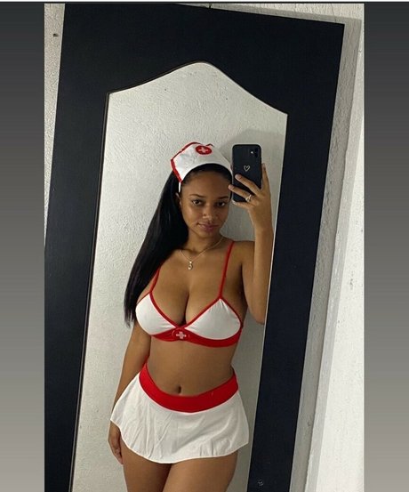 Foto desnuda filtrada de OnlyFans de Yissett