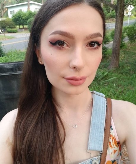 Kitty Lynn