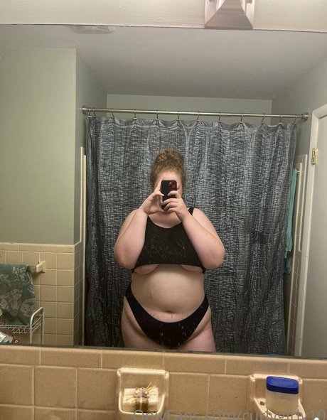 Curlygirly10