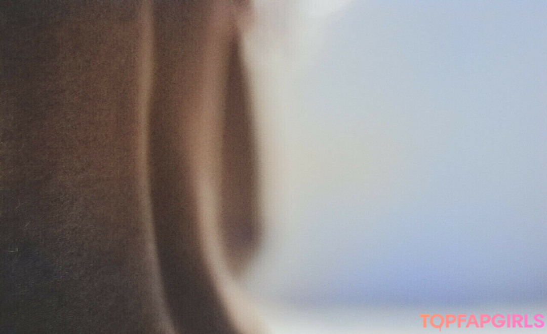 Foto desnuda filtrada de OnlyFans de Thegarnetsoul #60 Foto desnuda filtrada de OnlyFans de Thegarnetsoul #60