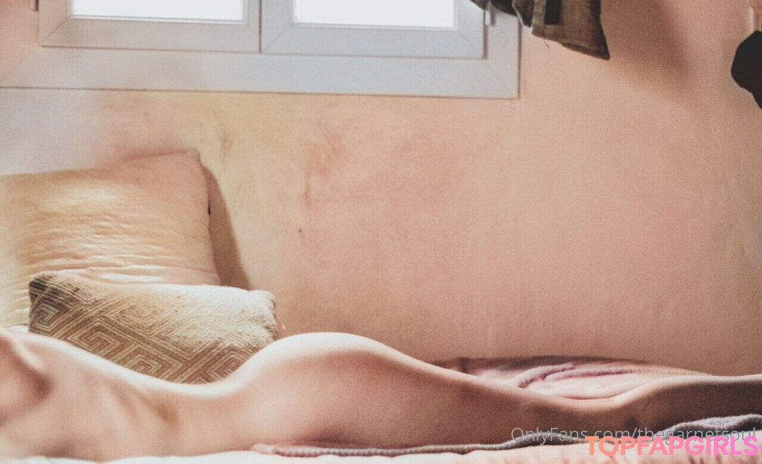 Foto desnuda filtrada de OnlyFans de Thegarnetsoul #65 Foto desnuda filtrada de OnlyFans de Thegarnetsoul #65