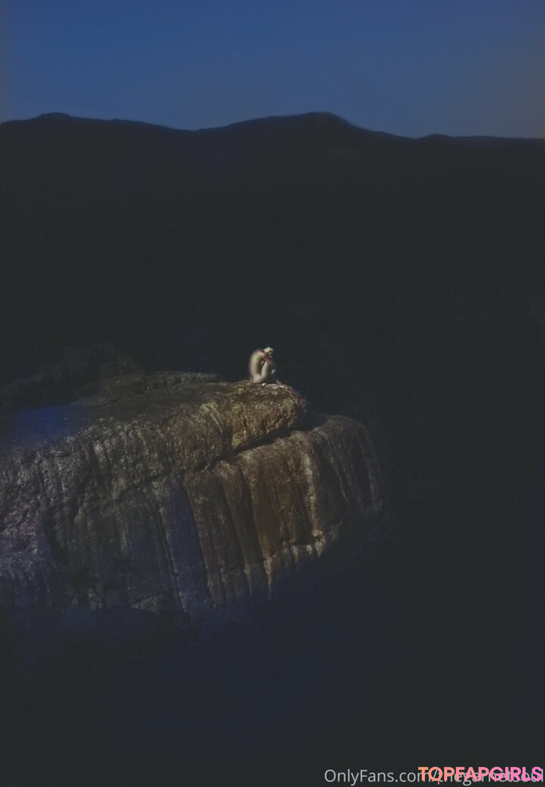 Foto desnuda filtrada de OnlyFans de Thegarnetsoul #68 Foto desnuda filtrada de OnlyFans de Thegarnetsoul #68