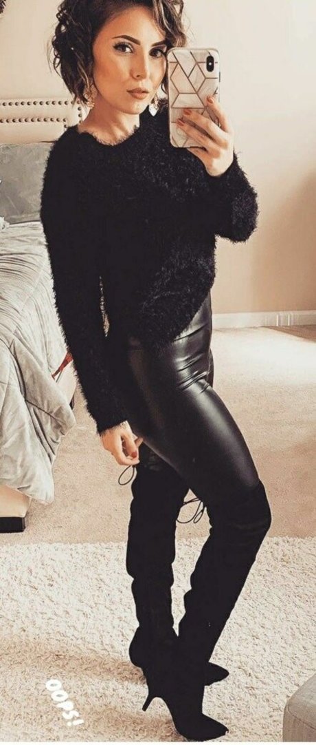 Noomi Rapace