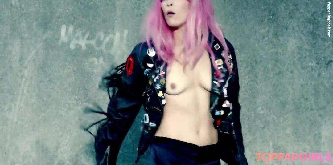 Foto desnuda filtrada de OnlyFans de Noomi Rapace #5 Foto desnuda filtrada de OnlyFans de Noomi Rapace #5