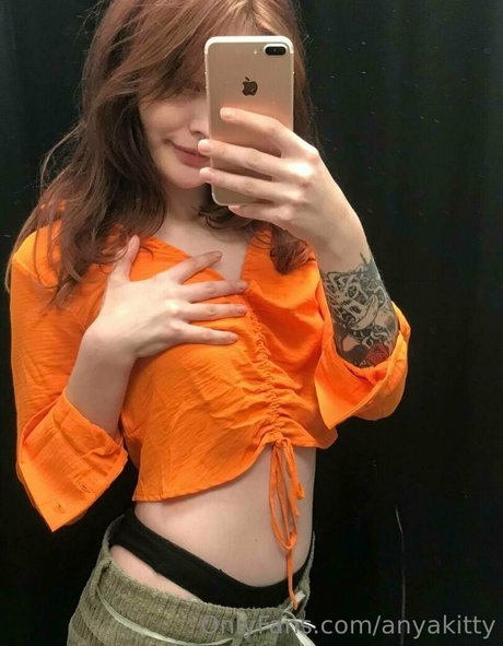 Foto desnuda filtrada de OnlyFans de Anyakitty