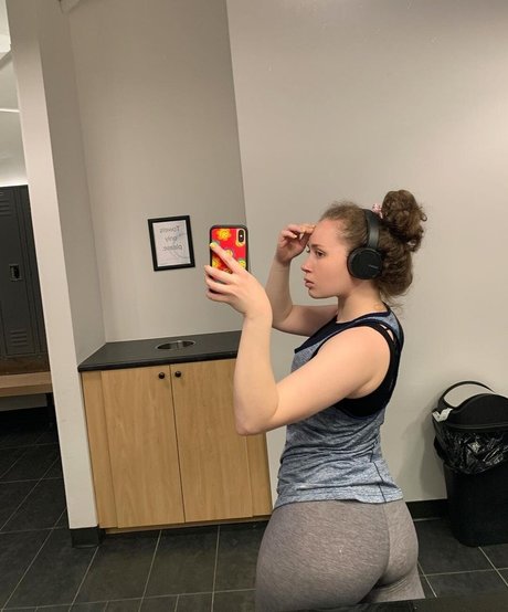Alyssa Cleversey