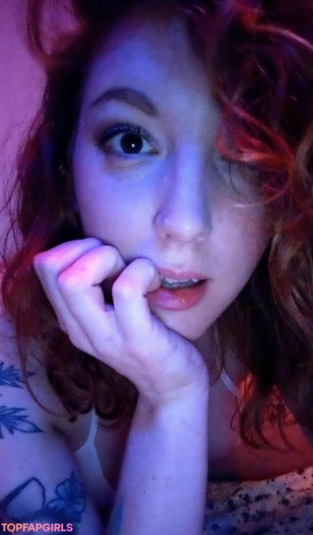 Foto desnuda filtrada de OnlyFans de Melodyaugust #47 Foto desnuda filtrada de OnlyFans de Melodyaugust #47