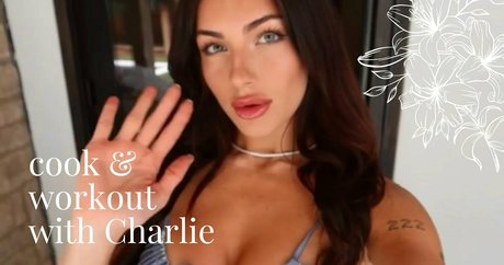 Foto desnuda filtrada de OnlyFans de Charliefoxxxxx2