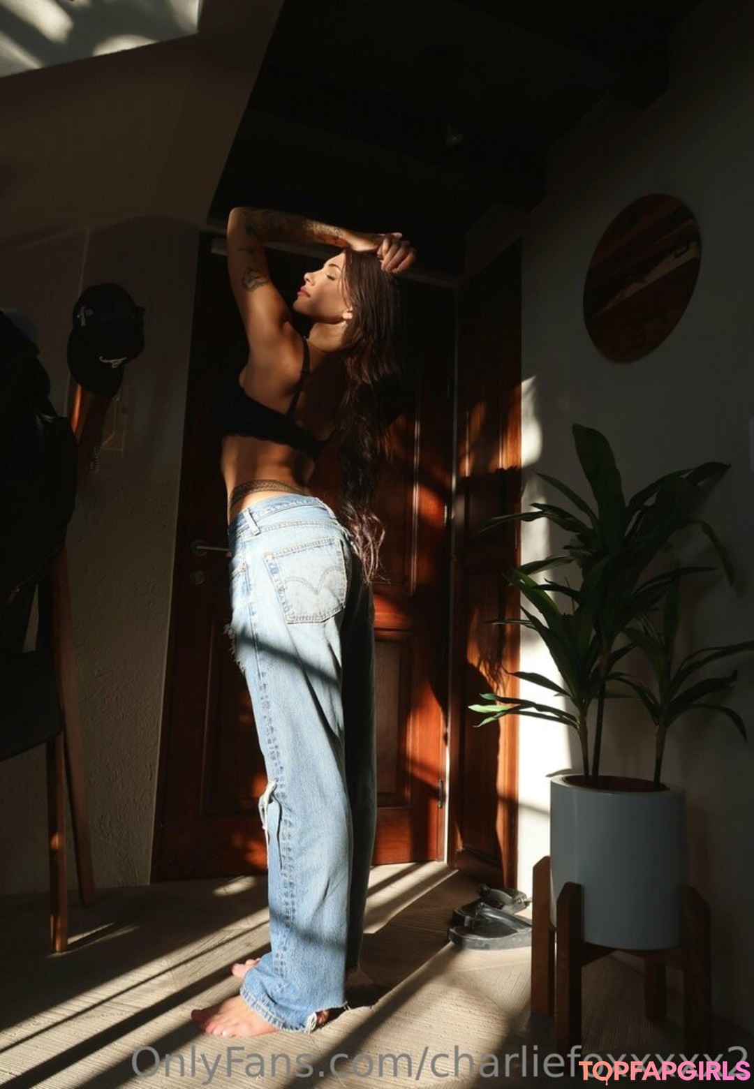 Foto desnuda filtrada de OnlyFans de Charliefoxxxxx2 #24 Foto desnuda filtrada de OnlyFans de Charliefoxxxxx2 #24