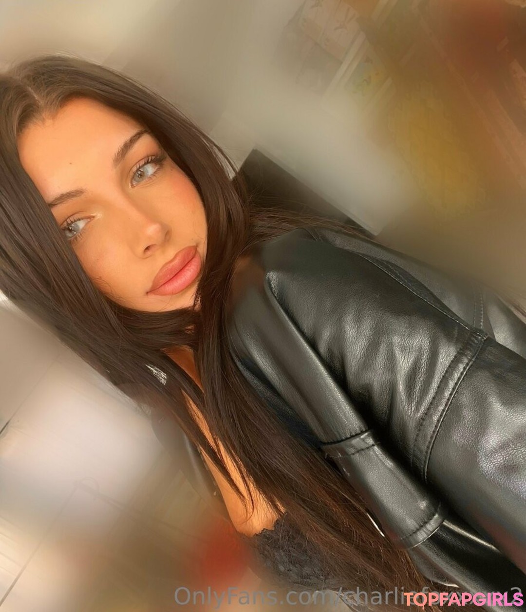 Foto desnuda filtrada de OnlyFans de Charliefoxxxxx2 #33 Foto desnuda filtrada de OnlyFans de Charliefoxxxxx2 #33