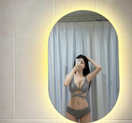Foto desnuda filtrada de OnlyFans de Asmr Yeonchu