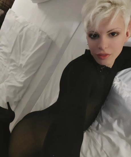Blonditwink
