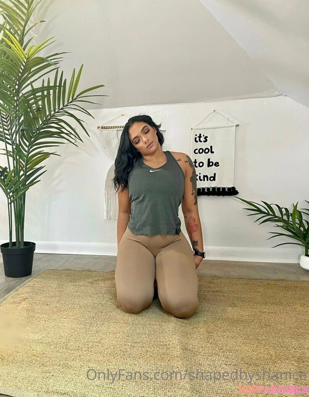 Foto desnuda filtrada de OnlyFans de Shapedbyshanice #218 Foto desnuda filtrada de OnlyFans de Shapedbyshanice #218