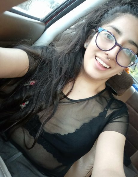 Foto desnuda filtrada de OnlyFans de Sophiemarie27