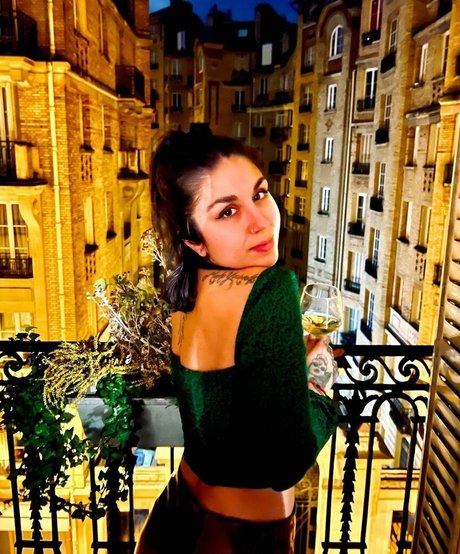 Foto desnuda filtrada de OnlyFans de Krewella
