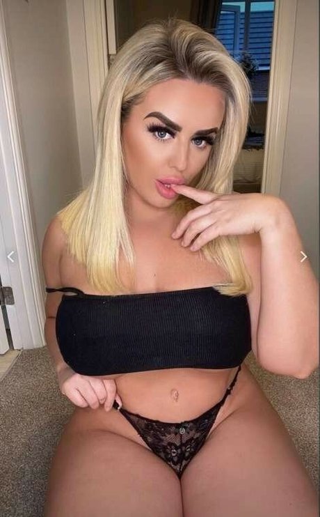 Foto desnuda filtrada de OnlyFans de Emilyjones