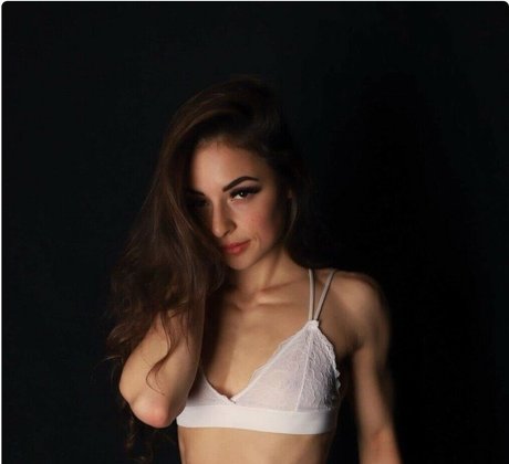 Donttelllaura