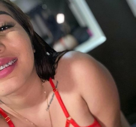 Foto desnuda filtrada de OnlyFans de Danielaverdin9