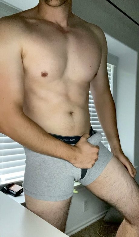 Foto desnuda filtrada de OnlyFans de Jasonride