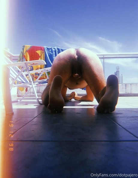 Foto desnuda filtrada de OnlyFans de Dotpajero