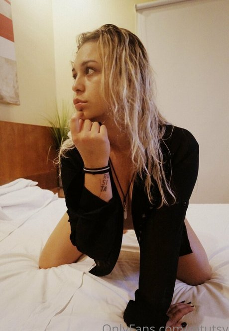 Foto desnuda filtrada de OnlyFans de Mtutsy