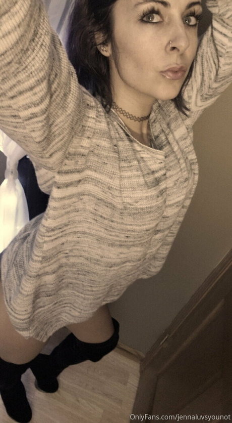 Foto desnuda filtrada de OnlyFans de Jennaluvsyounot