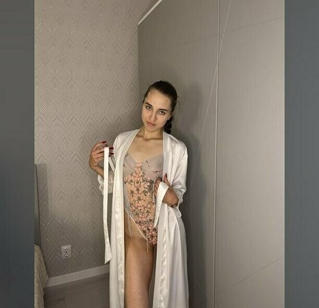 Latex_baby_vip_2000
