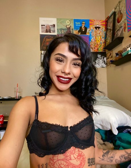Foto desnuda filtrada de OnlyFans de Thisisremm
