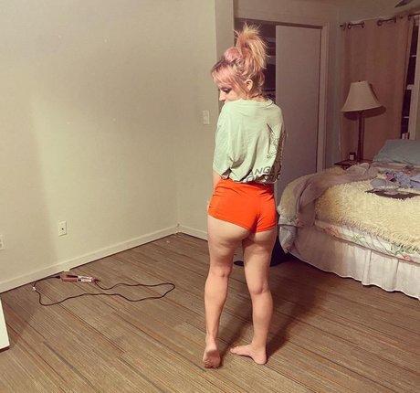 Bonnie Grace