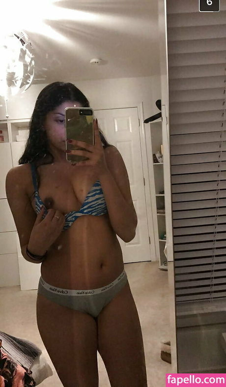 Foto desnuda filtrada de OnlyFans de Iman Moosa