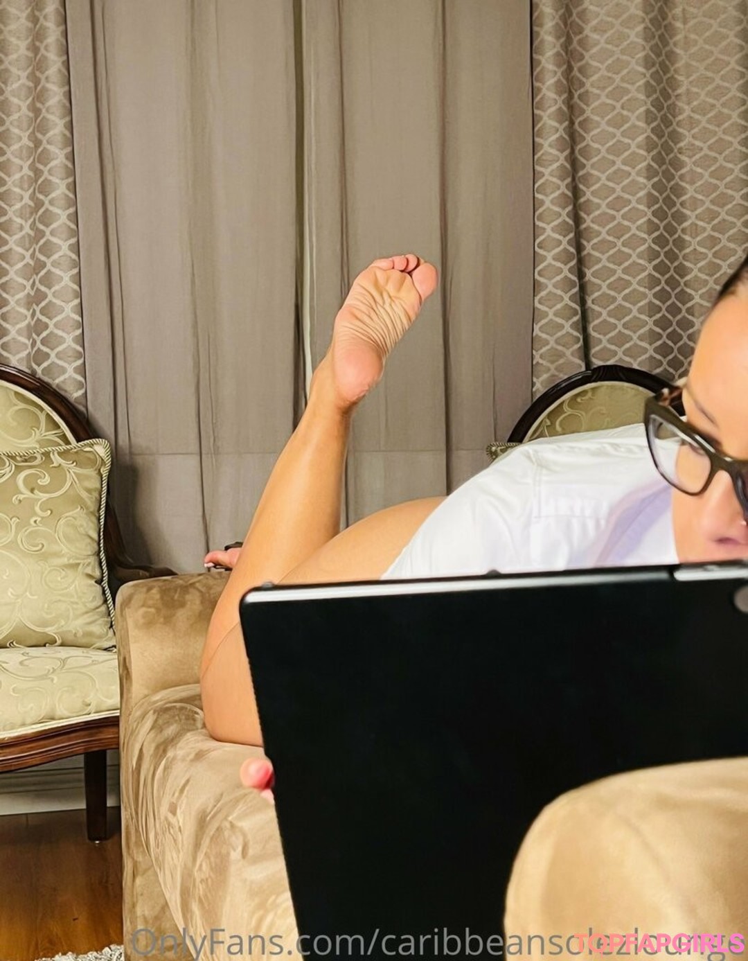 Foto desnuda filtrada de OnlyFans de Caribbeansolezlounge #70 Foto desnuda filtrada de OnlyFans de Caribbeansolezlounge #70
