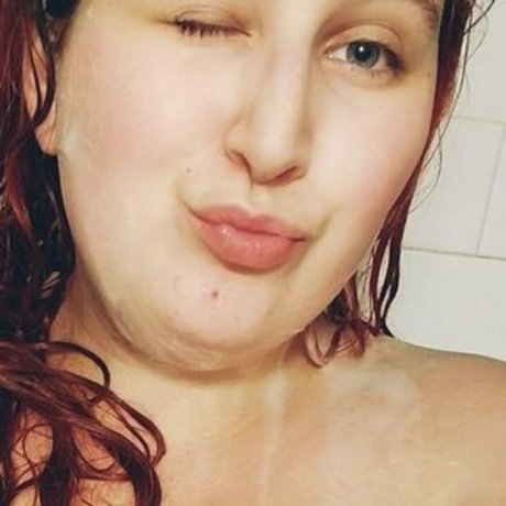 Foxycarly