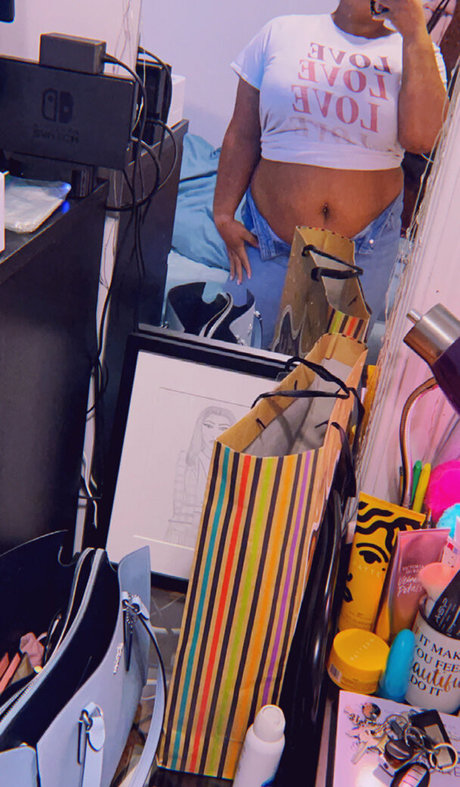 Foto desnuda filtrada de OnlyFans de Didilenox