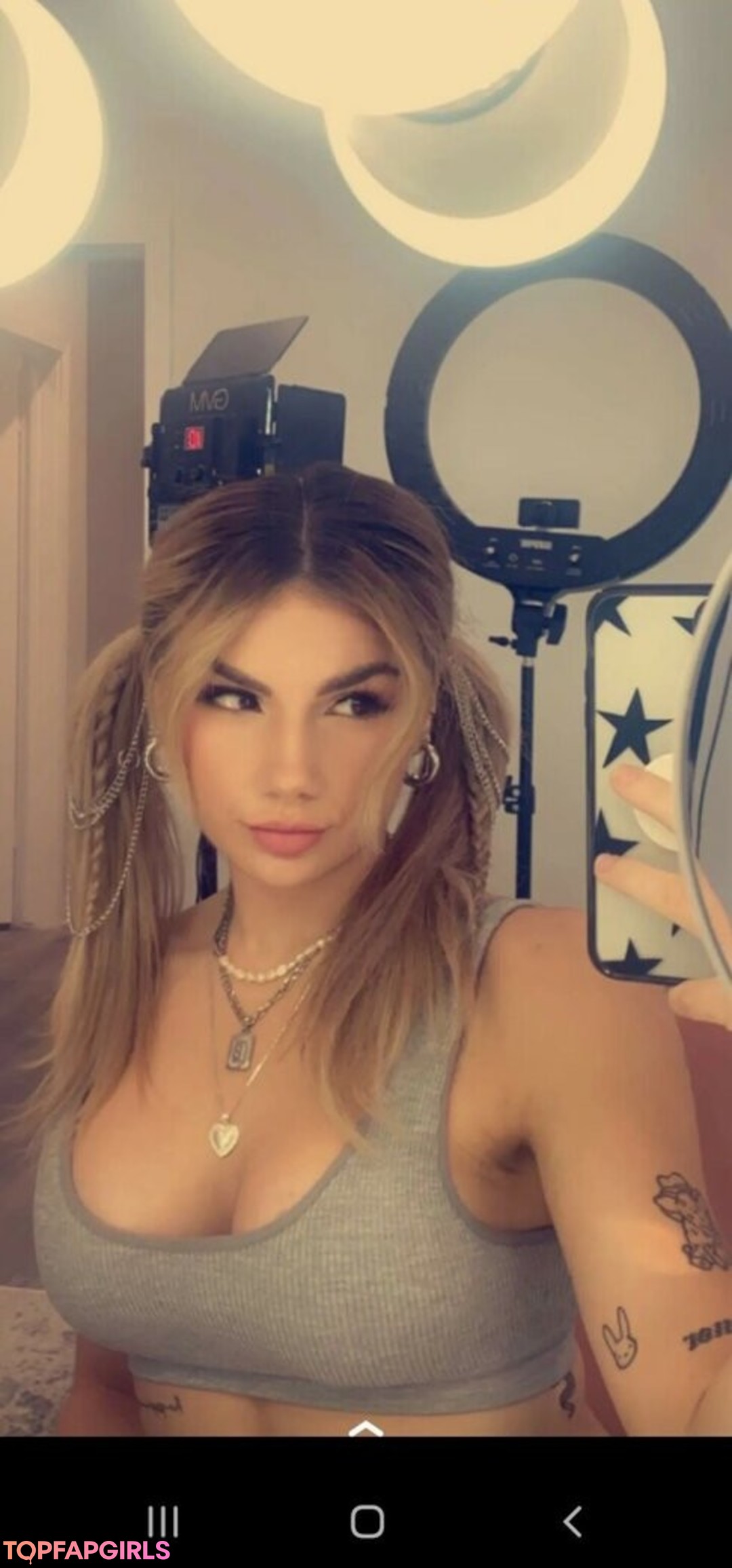 Foto desnuda filtrada de OnlyFans de Baileyspinn #7 Foto desnuda filtrada de OnlyFans de Baileyspinn #7