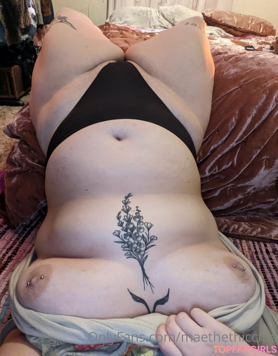 Foto desnuda filtrada de OnlyFans de Maethethiccfae #81 Foto desnuda filtrada de OnlyFans de Maethethiccfae #81