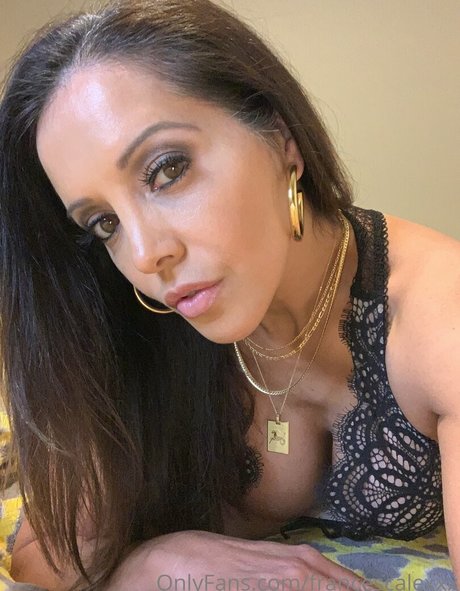 Foto desnuda filtrada de OnlyFans de Francescalexxx