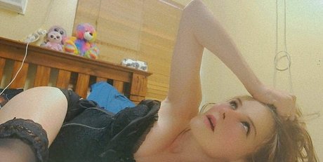 Foto desnuda filtrada de OnlyFans de Submissive Lil Hoe