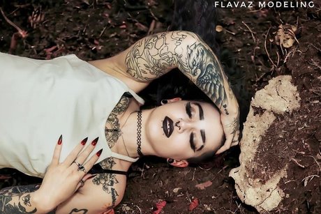 Siren Starr