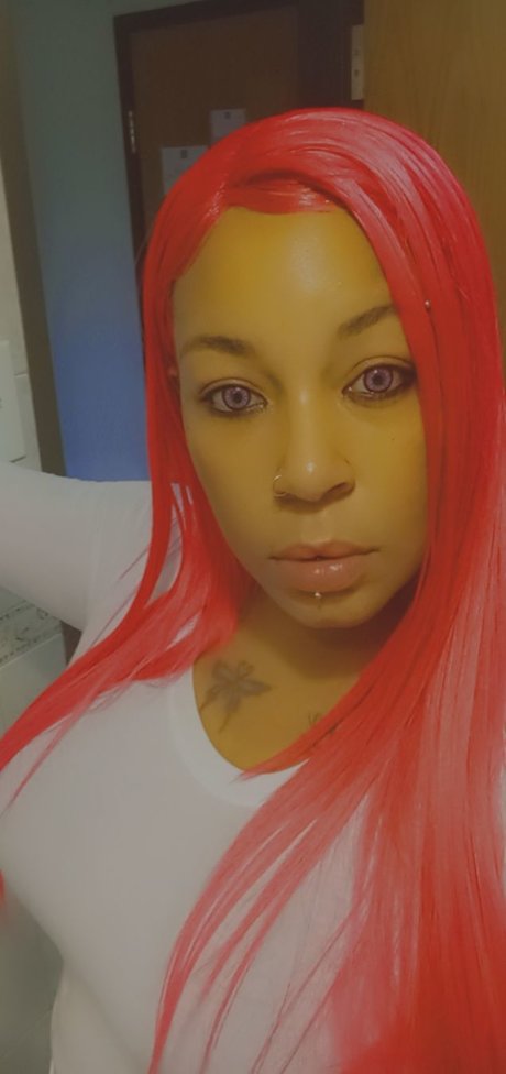 Foto desnuda filtrada de OnlyFans de Bellamari