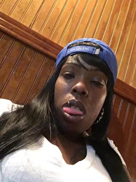 Foto desnuda filtrada de OnlyFans de Chocolatekisses37
