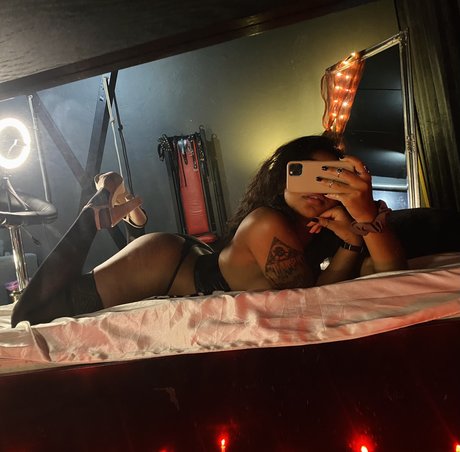 Foto desnuda filtrada de OnlyFans de Rosie Linn
