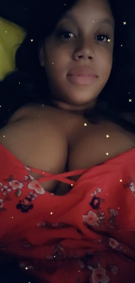 Foto desnuda filtrada de OnlyFans de Danni