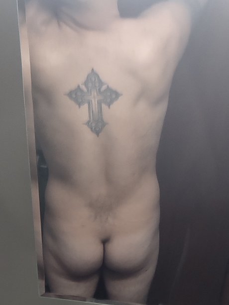 Foto desnuda filtrada de OnlyFans de Daddydave