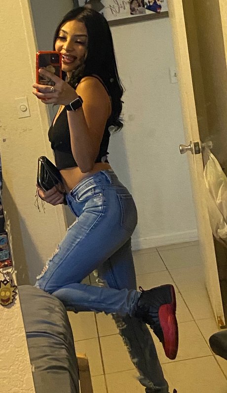 Foto desnuda filtrada de OnlyFans de Isabel