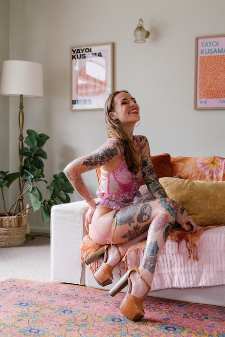 Foto desnuda filtrada de OnlyFans de Pixie Fern
