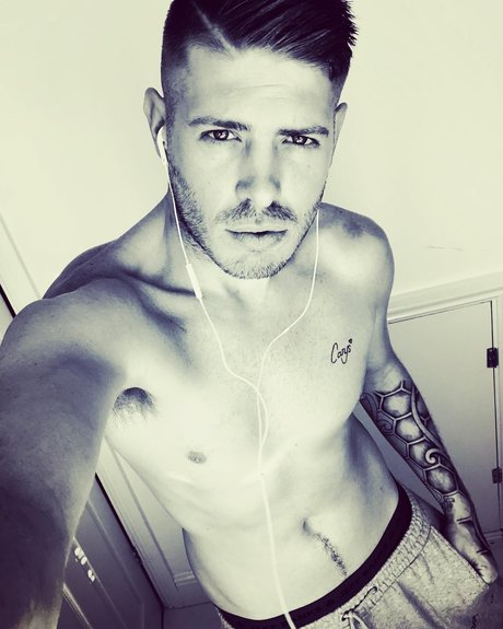 Foto desnuda filtrada de OnlyFans de Shane Joel