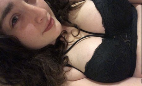 Foto desnuda filtrada de OnlyFans de Thatonegirl